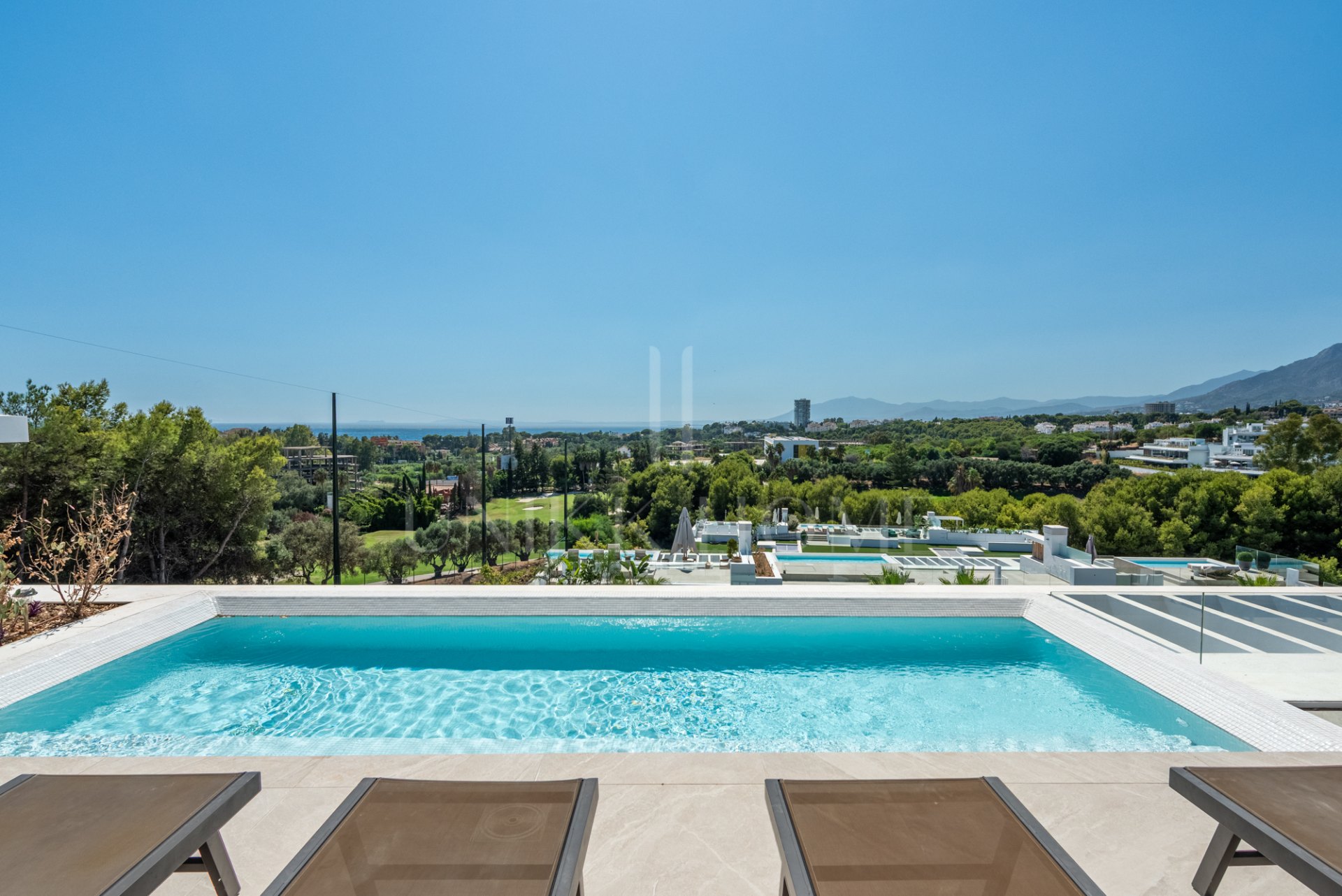 Brand-New 2-Bedroom Penthouse with Private Rooftop Pool in Soul Marbella