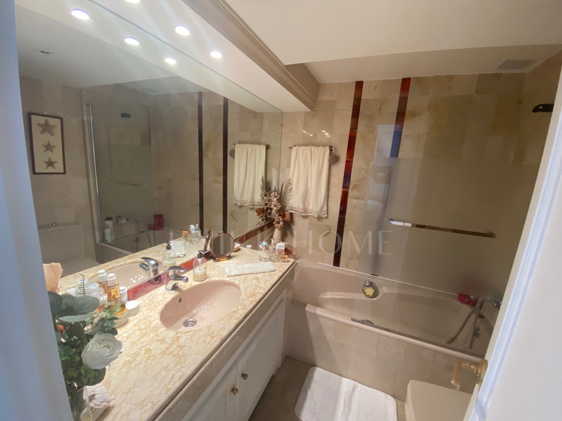 Ground floor for sale in Las Jacarandas, Estepona East