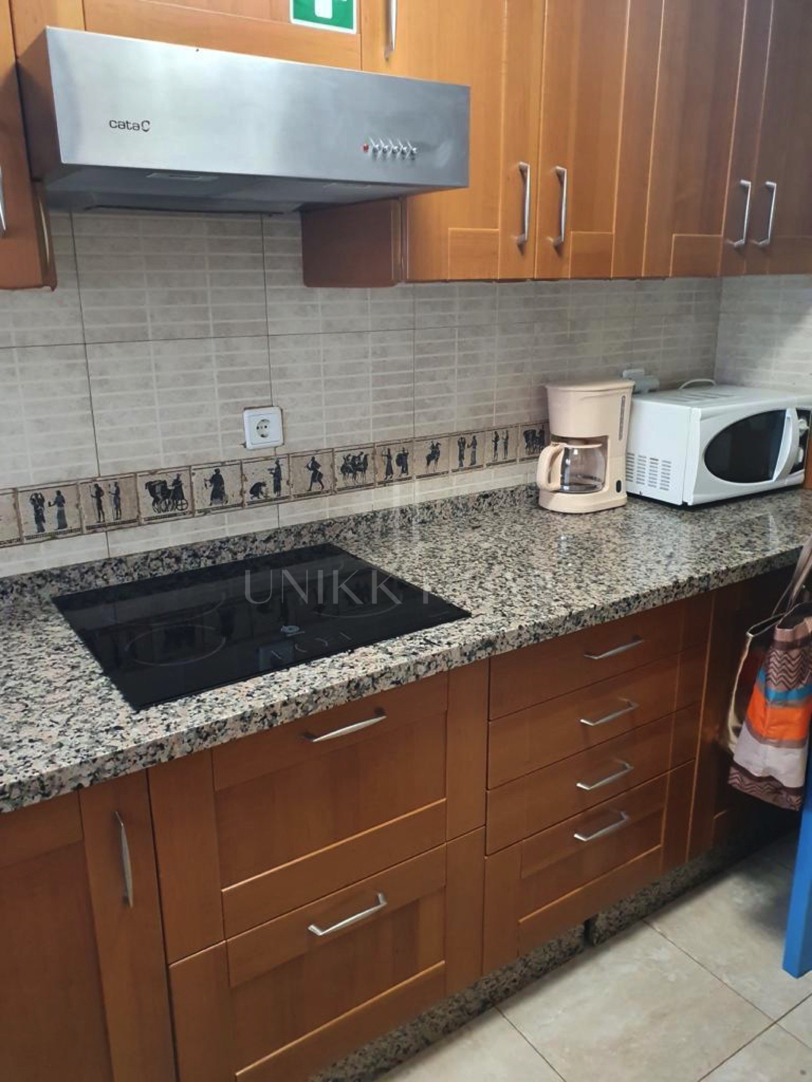 Apartamento en Venta en la Avenida Principal de Marbella – ¡A Solo Cinco Minutos a Pie de la Playa!