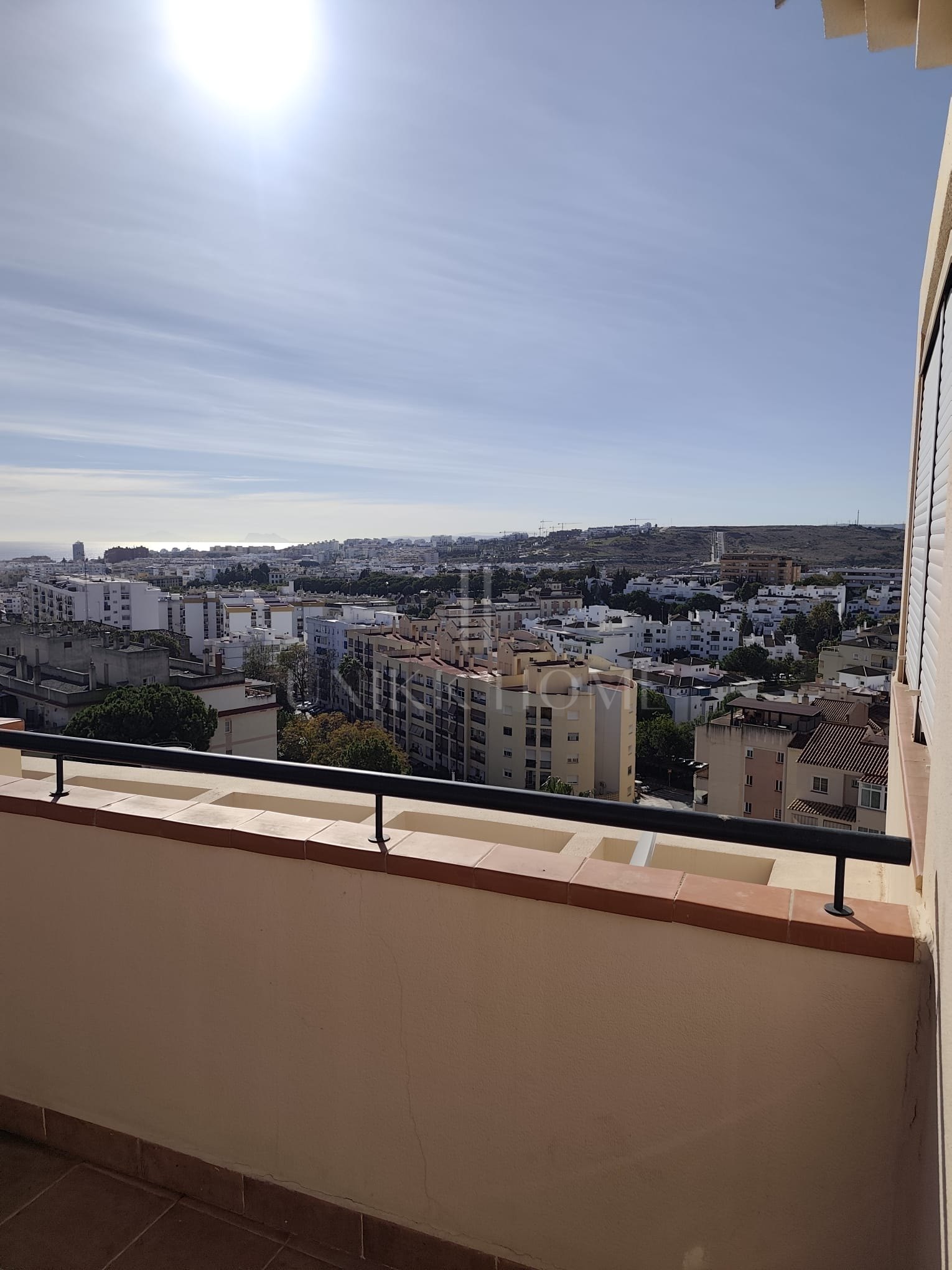 Beautiful 2-Bedroom Penthouse with Stunning Sea and City Views