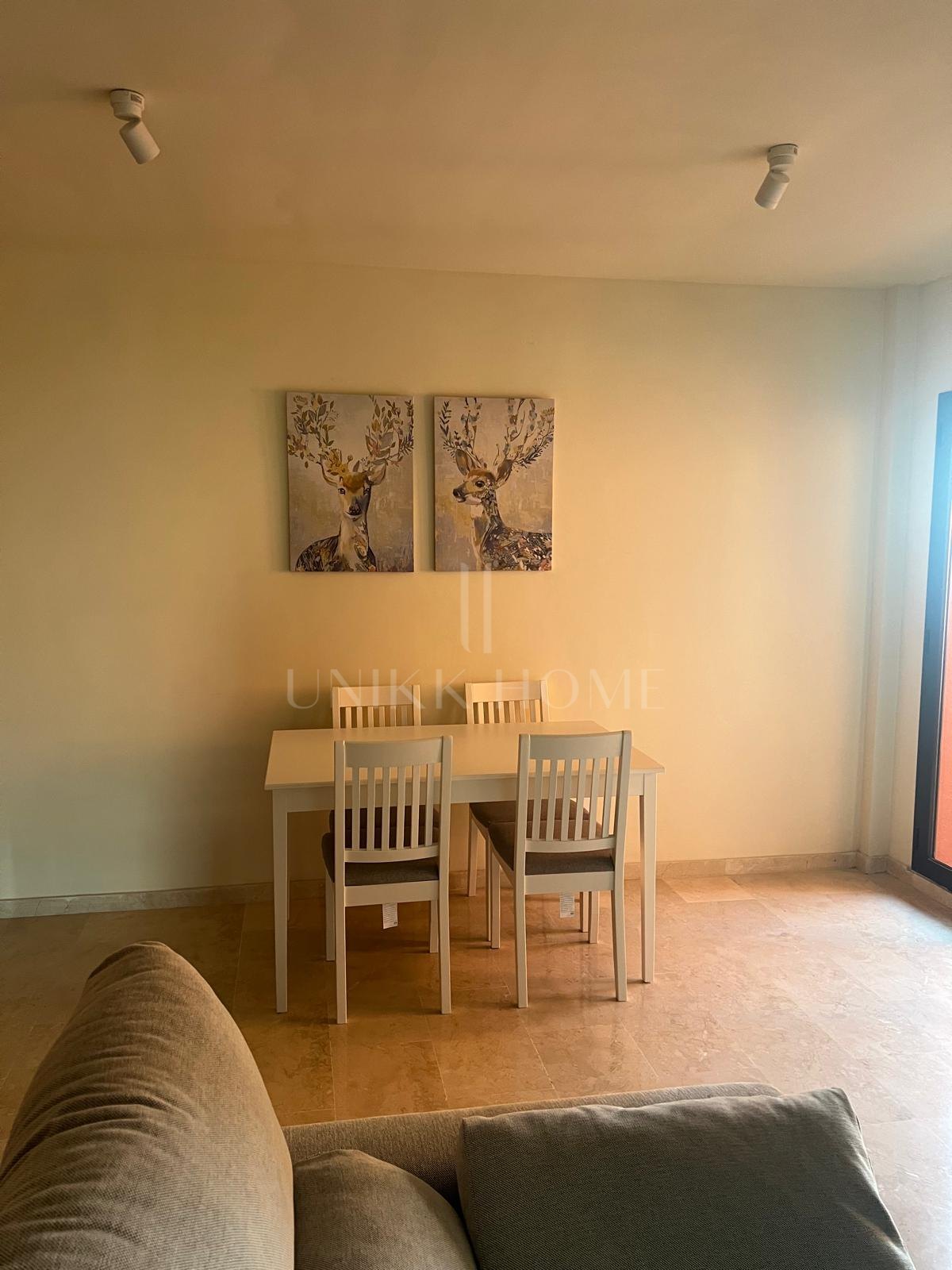 Impresionante apartamento recién reformado en la exclusiva urbanización Balcones del Mar