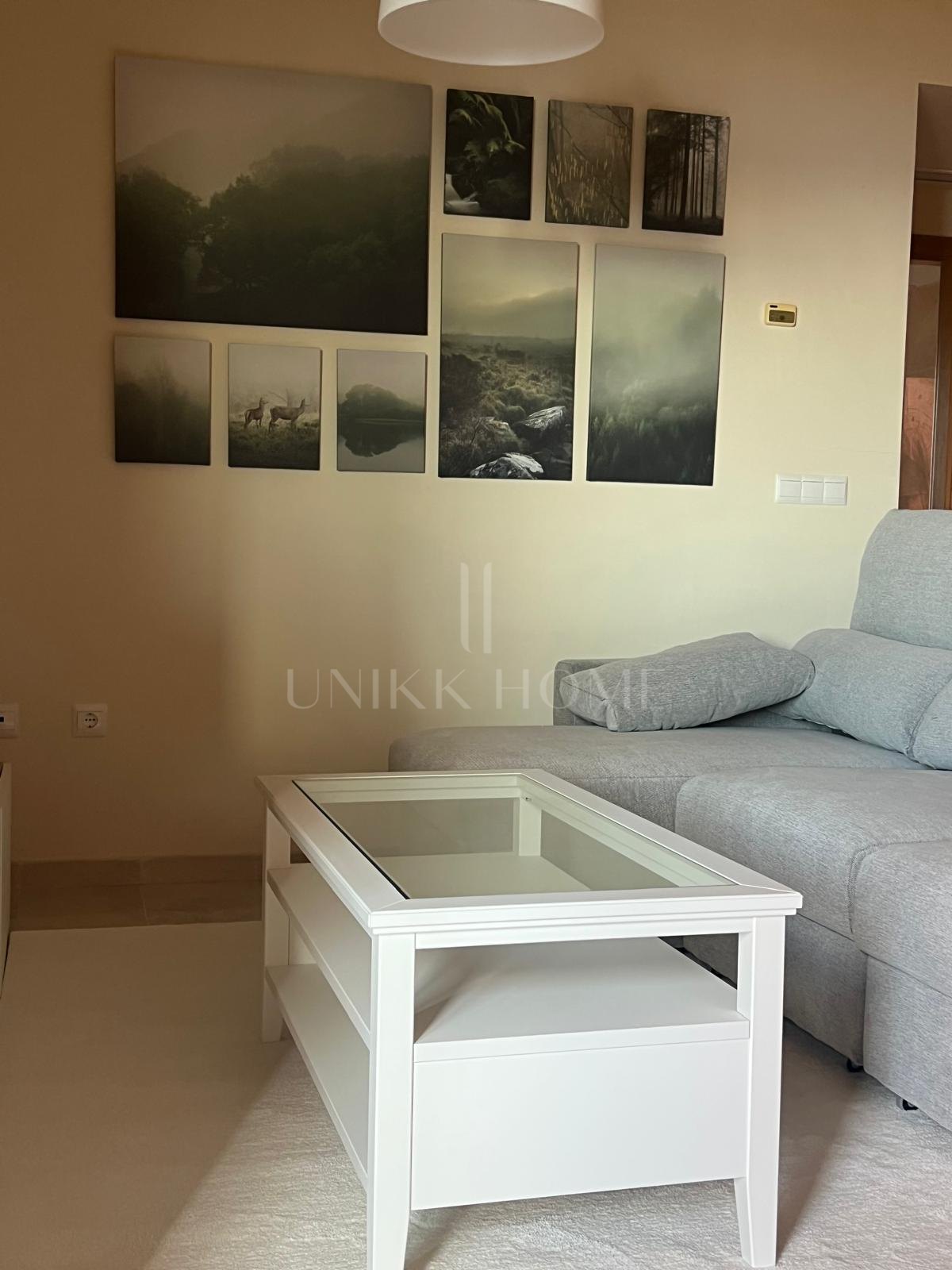 Impresionante apartamento recién reformado en la exclusiva urbanización Balcones del Mar