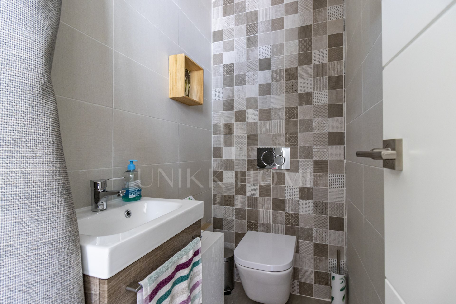 Exceptional new-build semi-detached villa in the heart of San Pedro de Alcántara