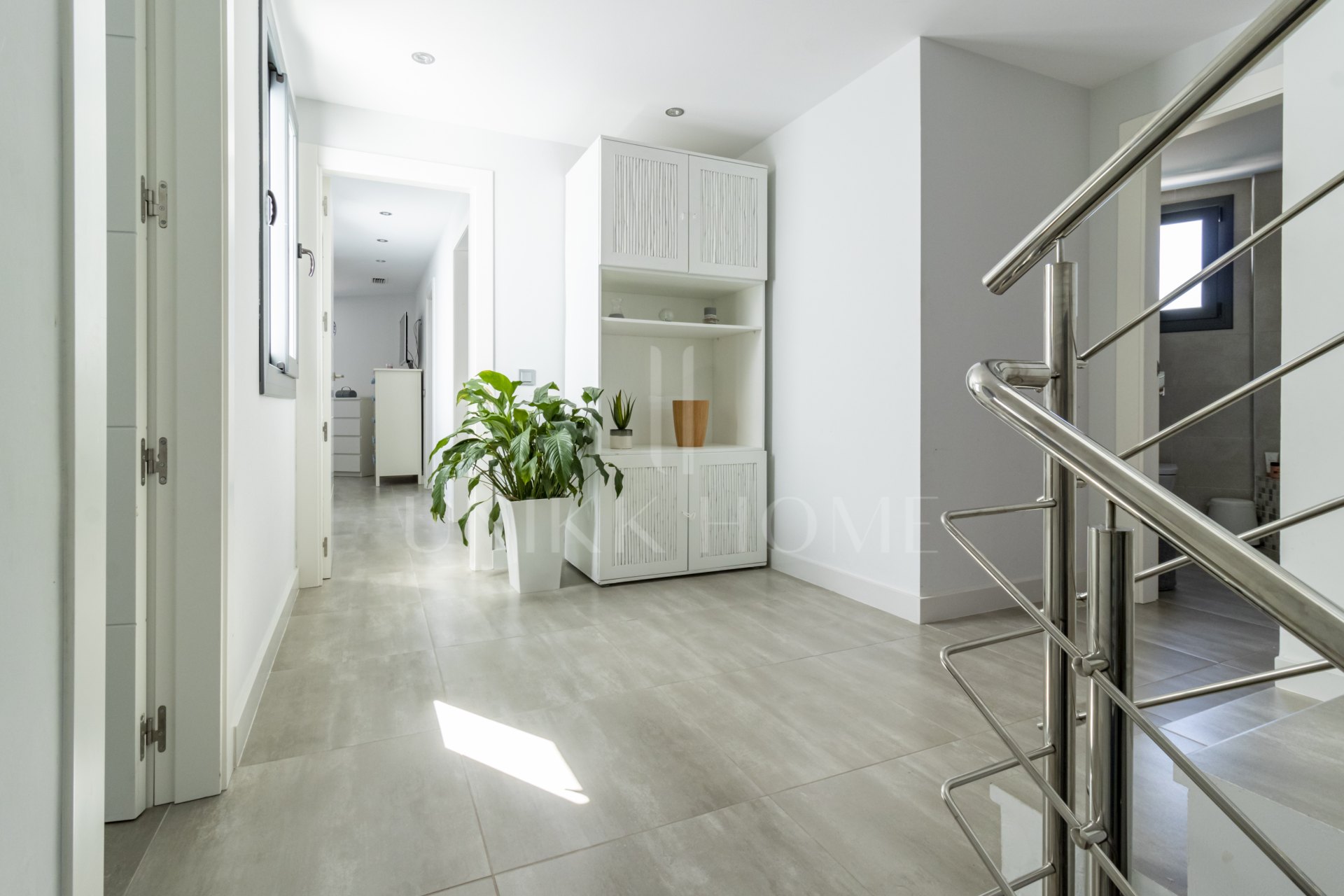 Exceptional new-build semi-detached villa in the heart of San Pedro de Alcántara