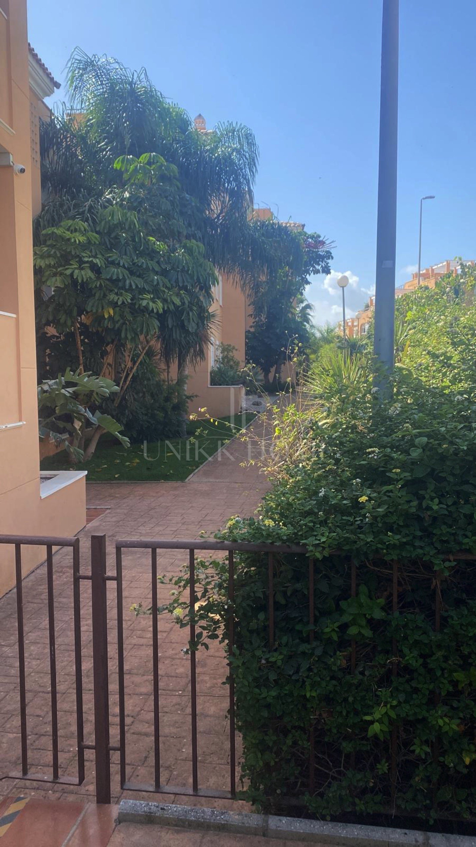 One-bedroom apartment with huge terrace and sea and golf views