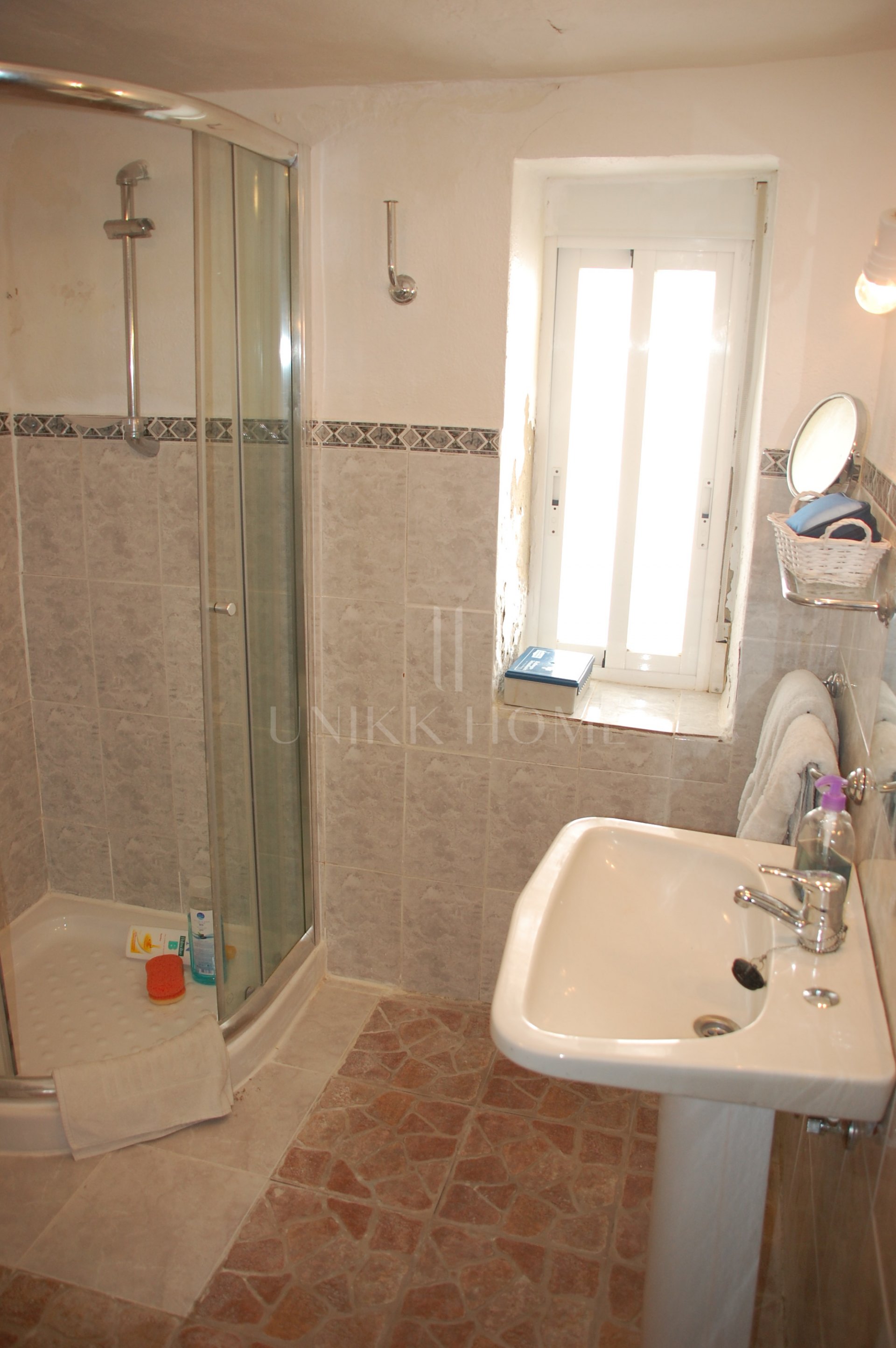 Charming house in the picturesque white village of Casares Pueblo