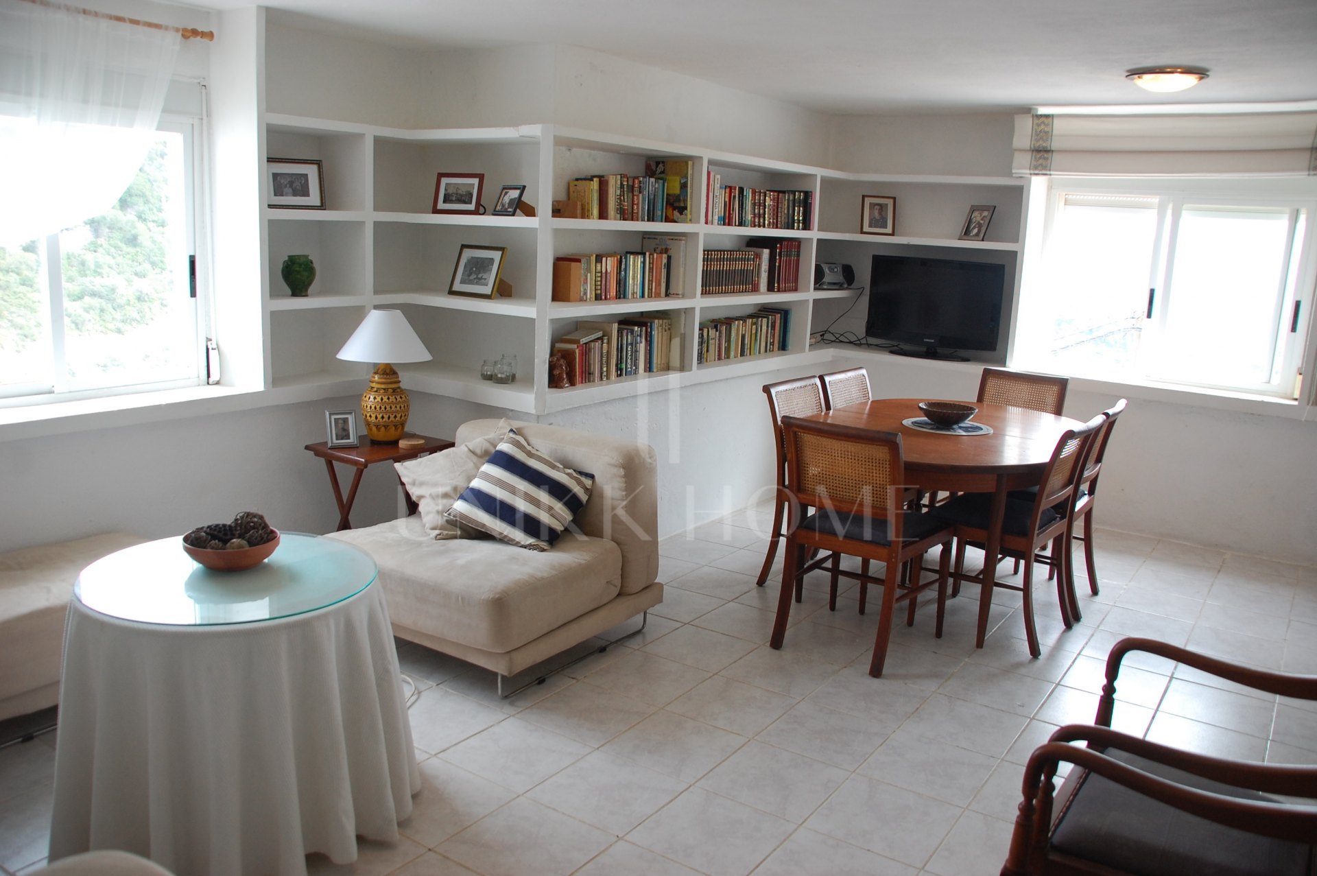 Charming house in the picturesque white village of Casares Pueblo