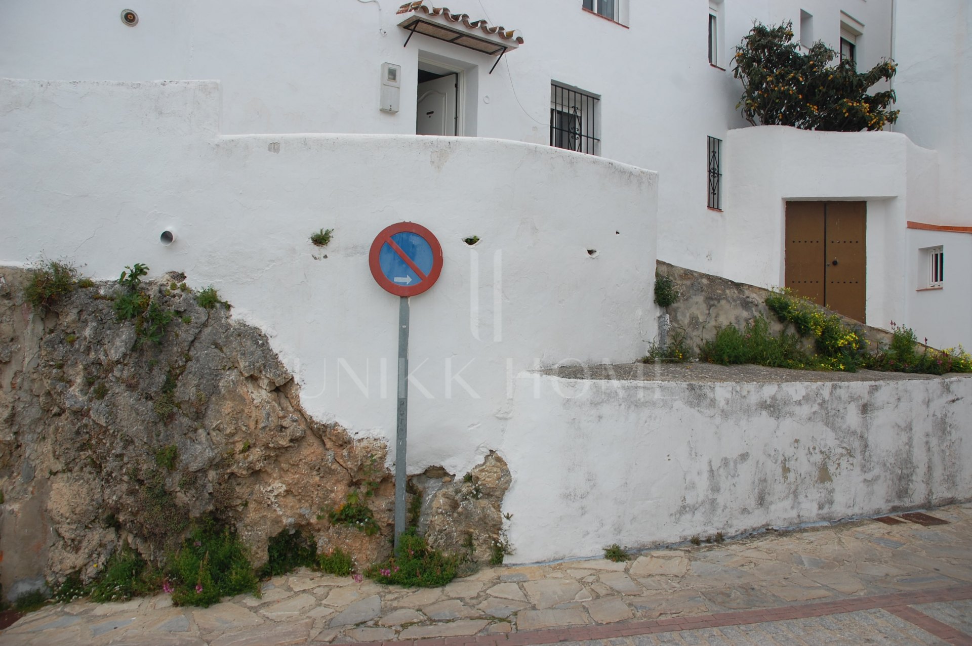 Charming house in the picturesque white village of Casares Pueblo