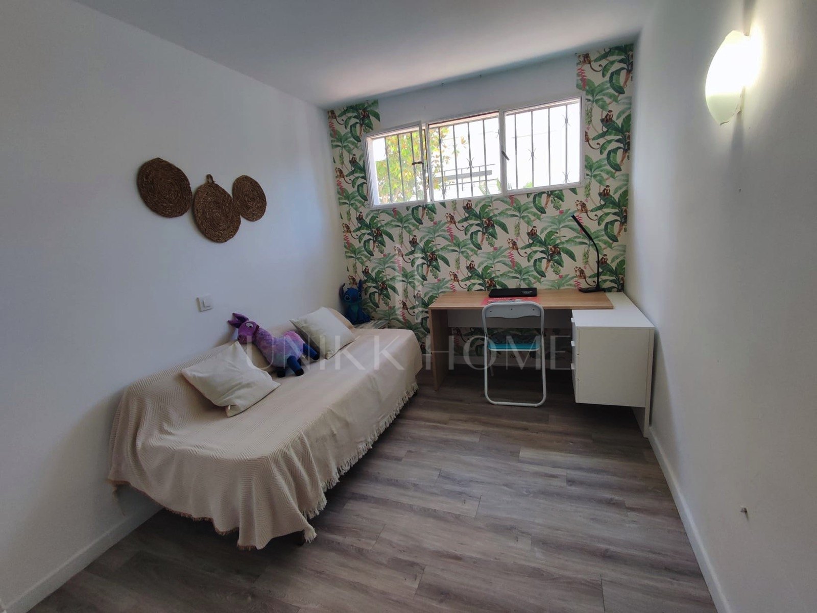 Apartamento bellamente reformado en la vibrante Urbanización Parque Antena