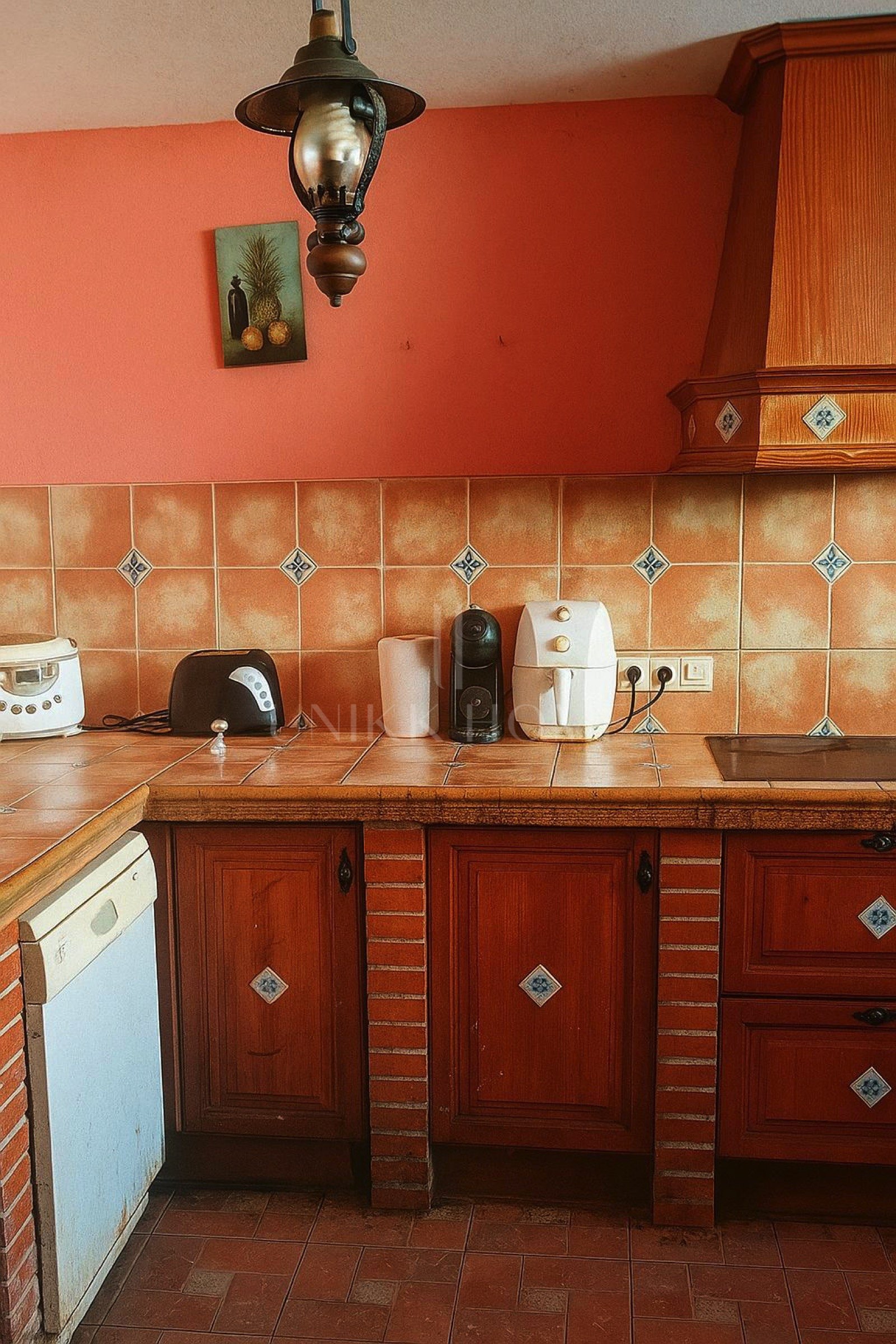 Exquisite townhouse in the prestigious Residencial Villas Madrid urbanisation