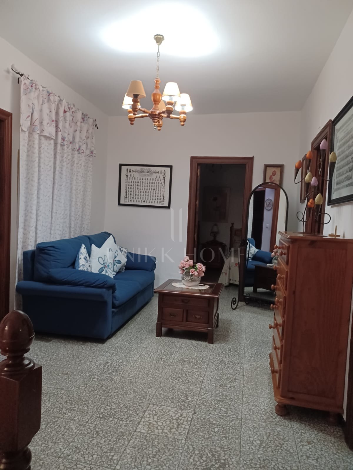 Espaciosa casa adosada familiar en el tranquilo pueblo de San Martín del Tesorillo