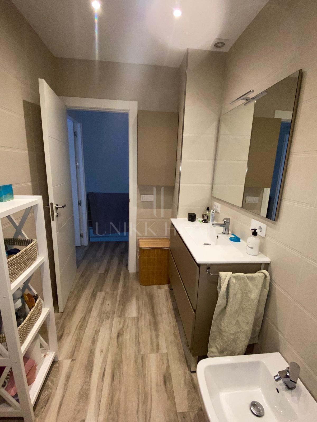 Immaculate townhouse in the serene village of El Secadero