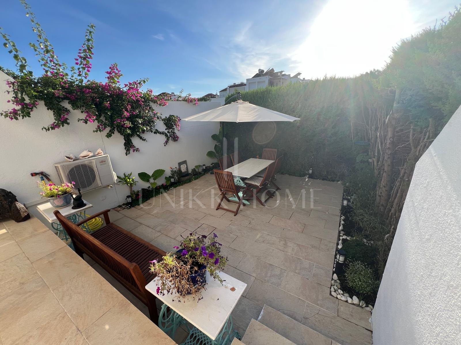 Exquisito Chalet Adosado en la Milla de Oro de Marbella