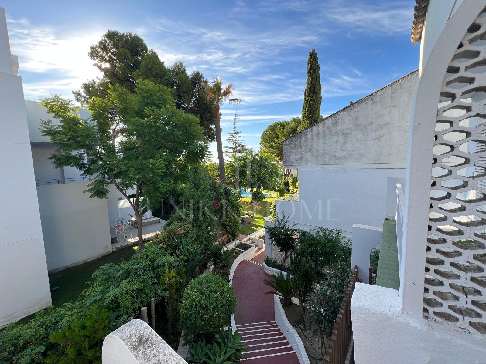 Exquisito Chalet Adosado en la Milla de Oro de Marbella