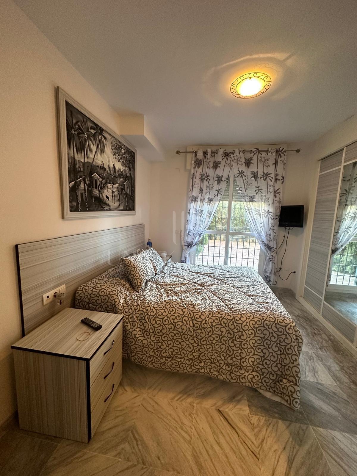 Espacioso Apartamento de 3 Dormitorios en la Prestigiosa Lorcrimar III