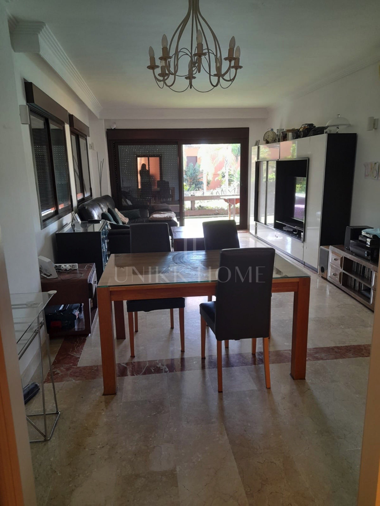Spacious Ground-Floor Apartment in Jardines de Nueva Galera