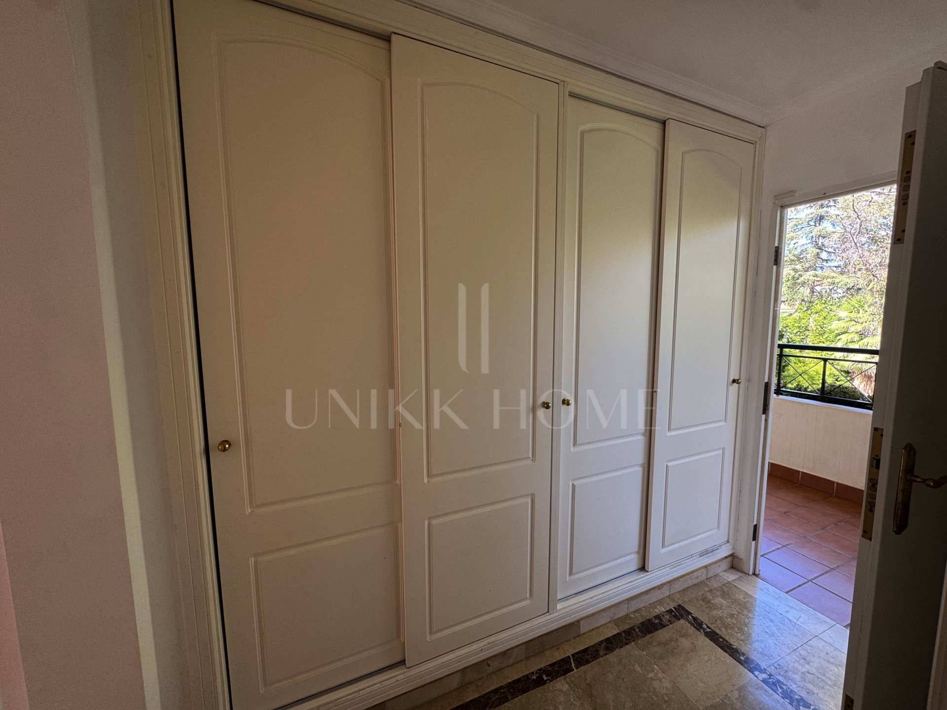 Exquisite 2-Bedroom Apartment in Marbella River Garden