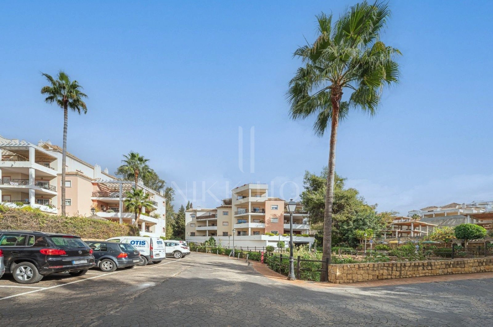 Exquisite 2-Bedroom Apartment in Marbella River Garden