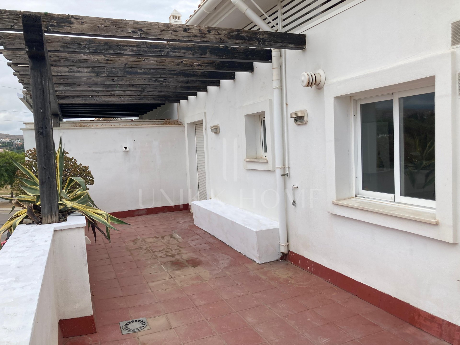 Exceptional Duplex Flat in Tranquil Lomas de Retamar, Cancelada