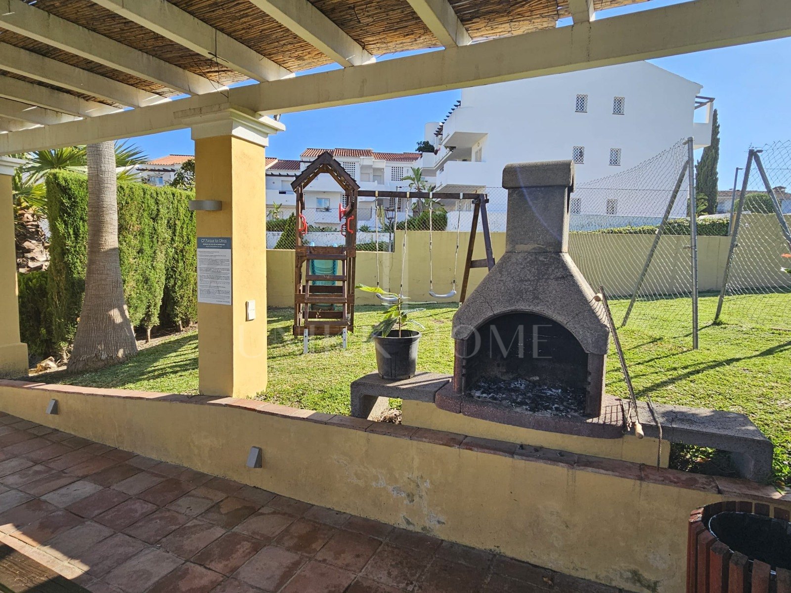 Elegant 2-Bedroom Apartment in Prestigious Parque Los Olivos