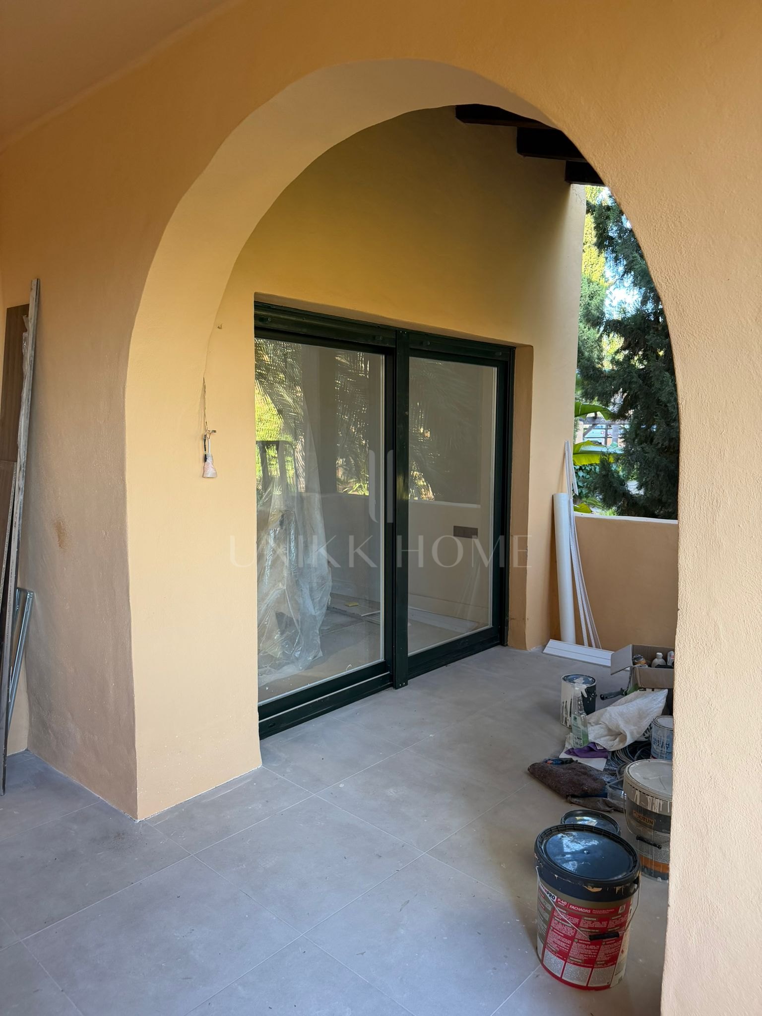 Spacious 3-Bedroom Apartment in Exclusive Gated Urbanisation with 24-Hour Security