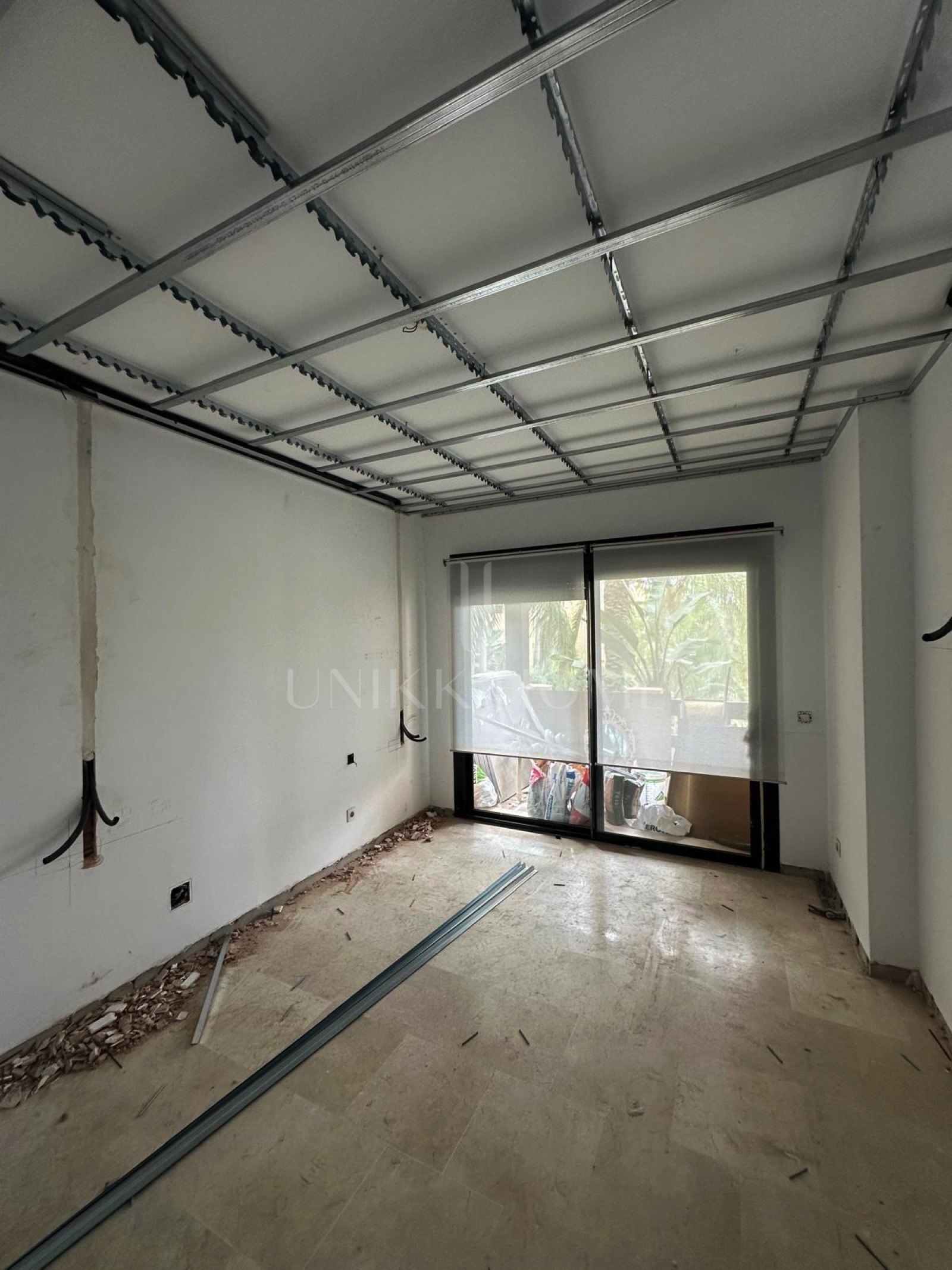 Spacious 3-Bedroom Apartment in Exclusive Gated Urbanisation with 24-Hour Security