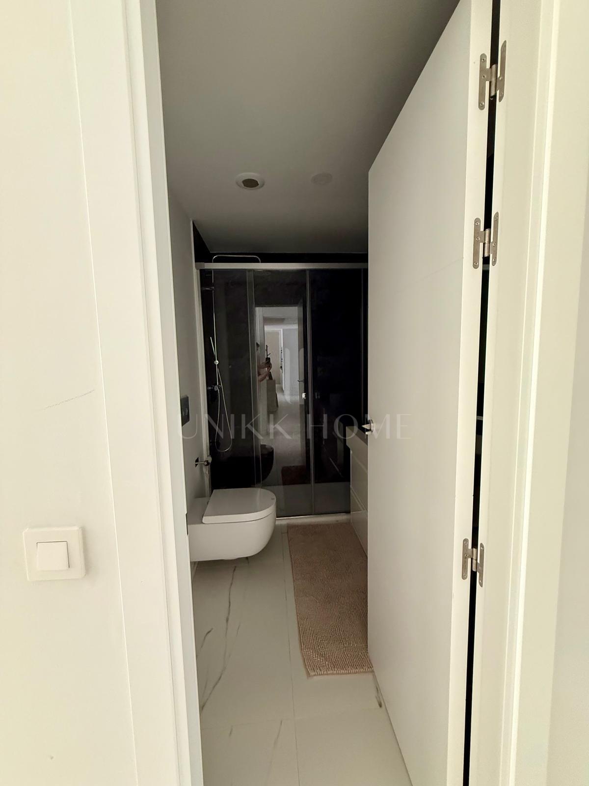 Discover Your Dream Home: Luxurious Brand-New Apartment in Casares Costa