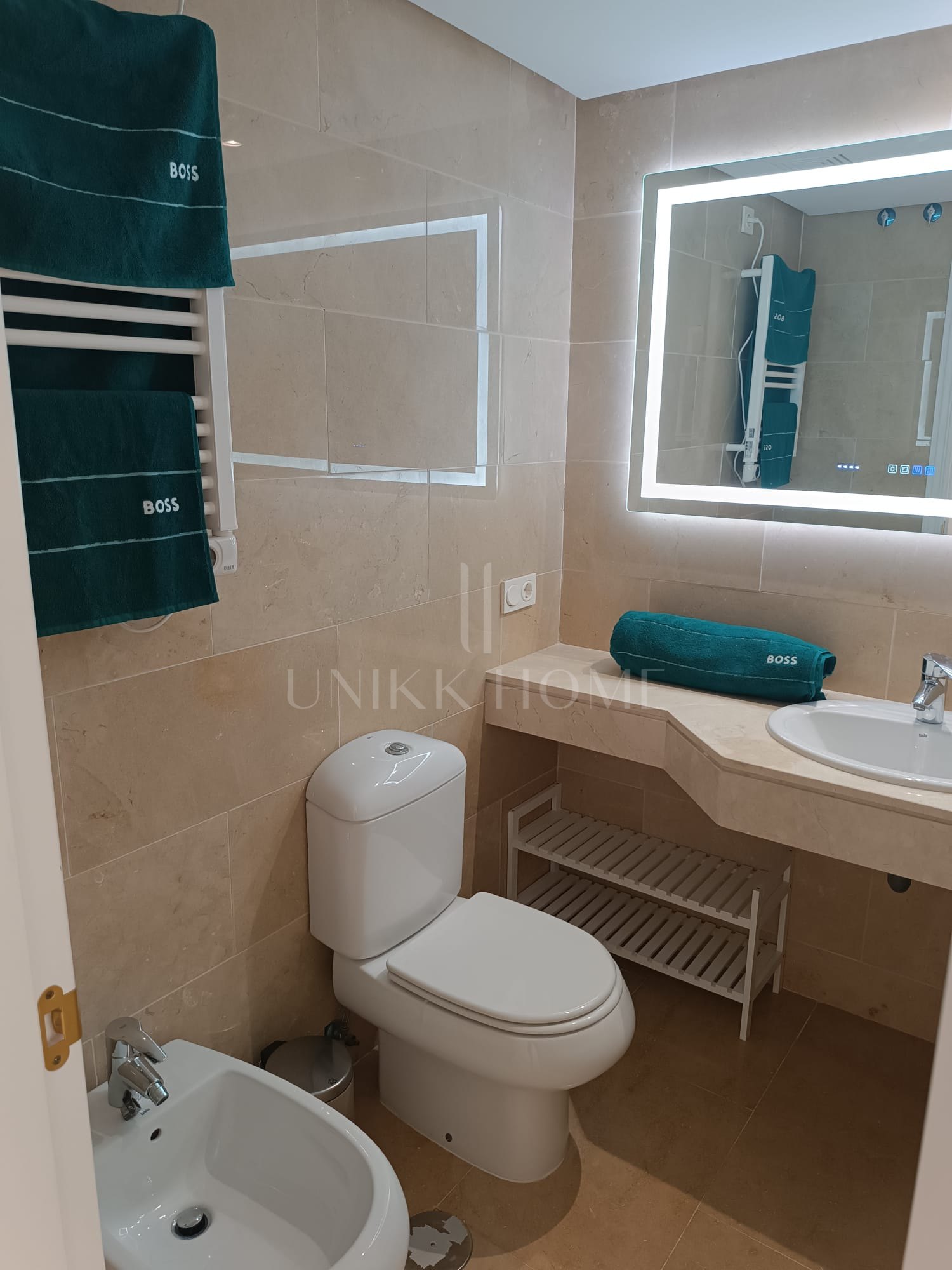 Brand-New Furnished Apartment in Exclusive Urb. Coto Real Duquesa