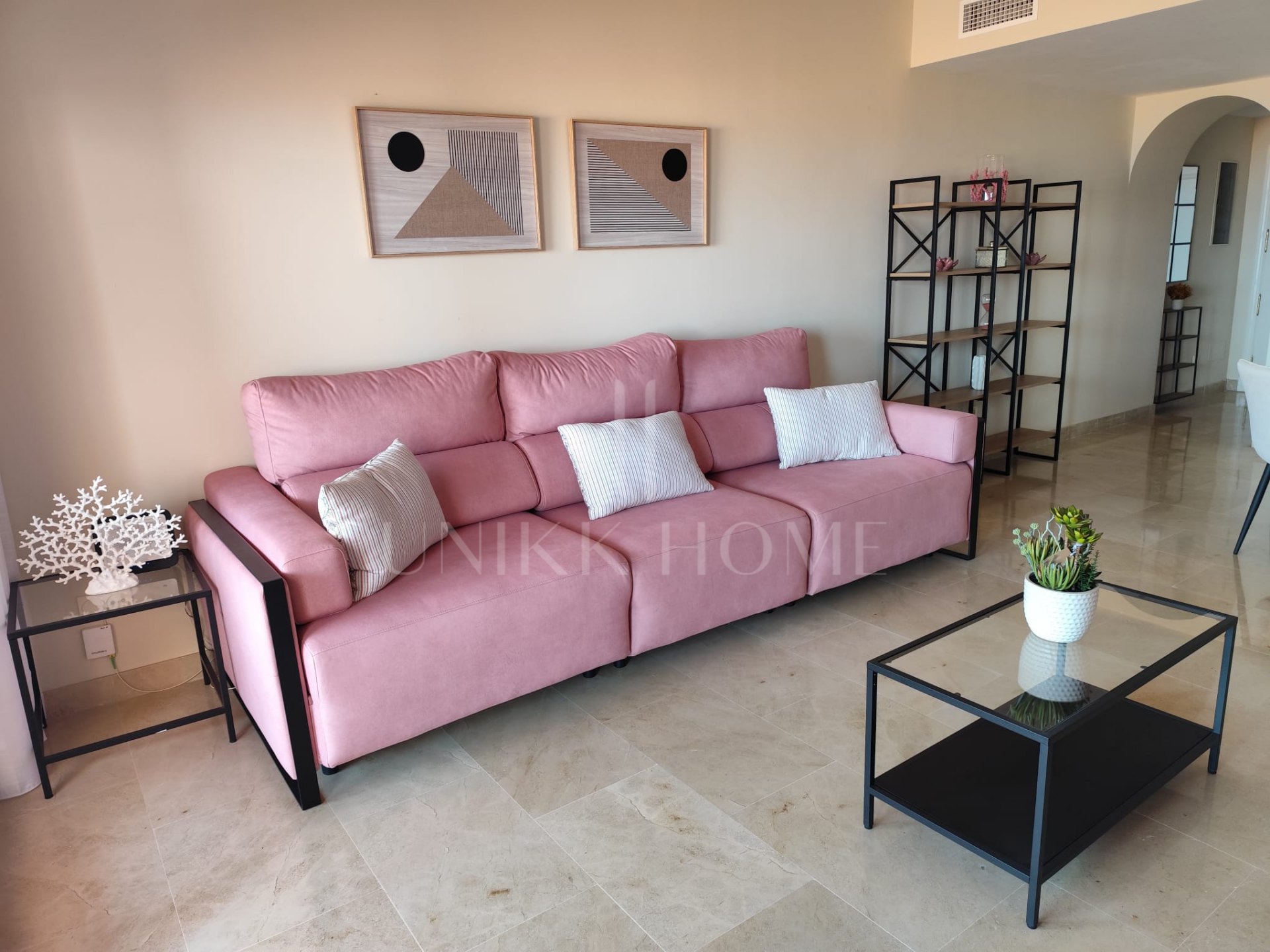 Brand-New Furnished Apartment in Exclusive Urb. Coto Real Duquesa