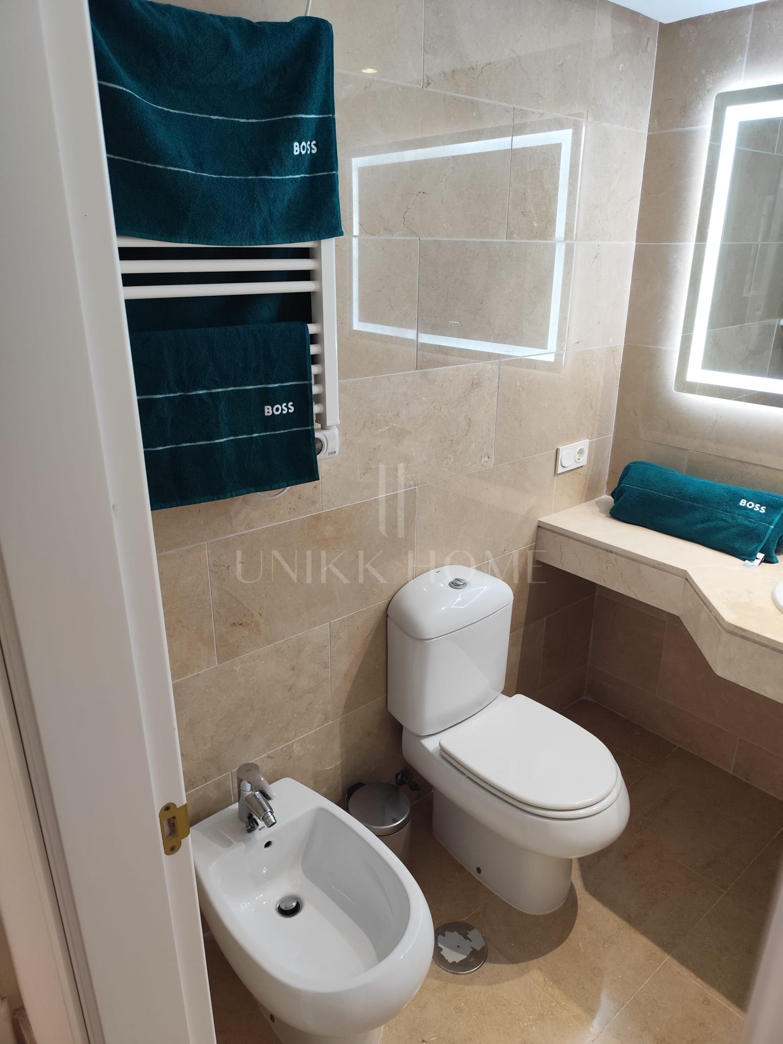 Brand-New Furnished Apartment in Exclusive Urb. Coto Real Duquesa