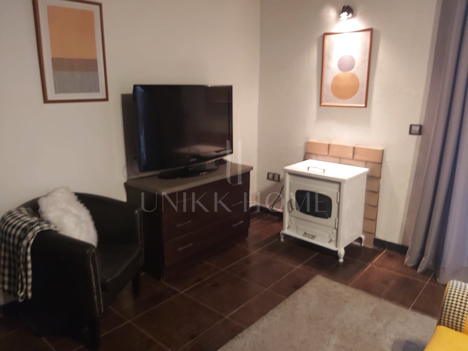 Charming House with Private Pool and Stunning Gibraltar Views