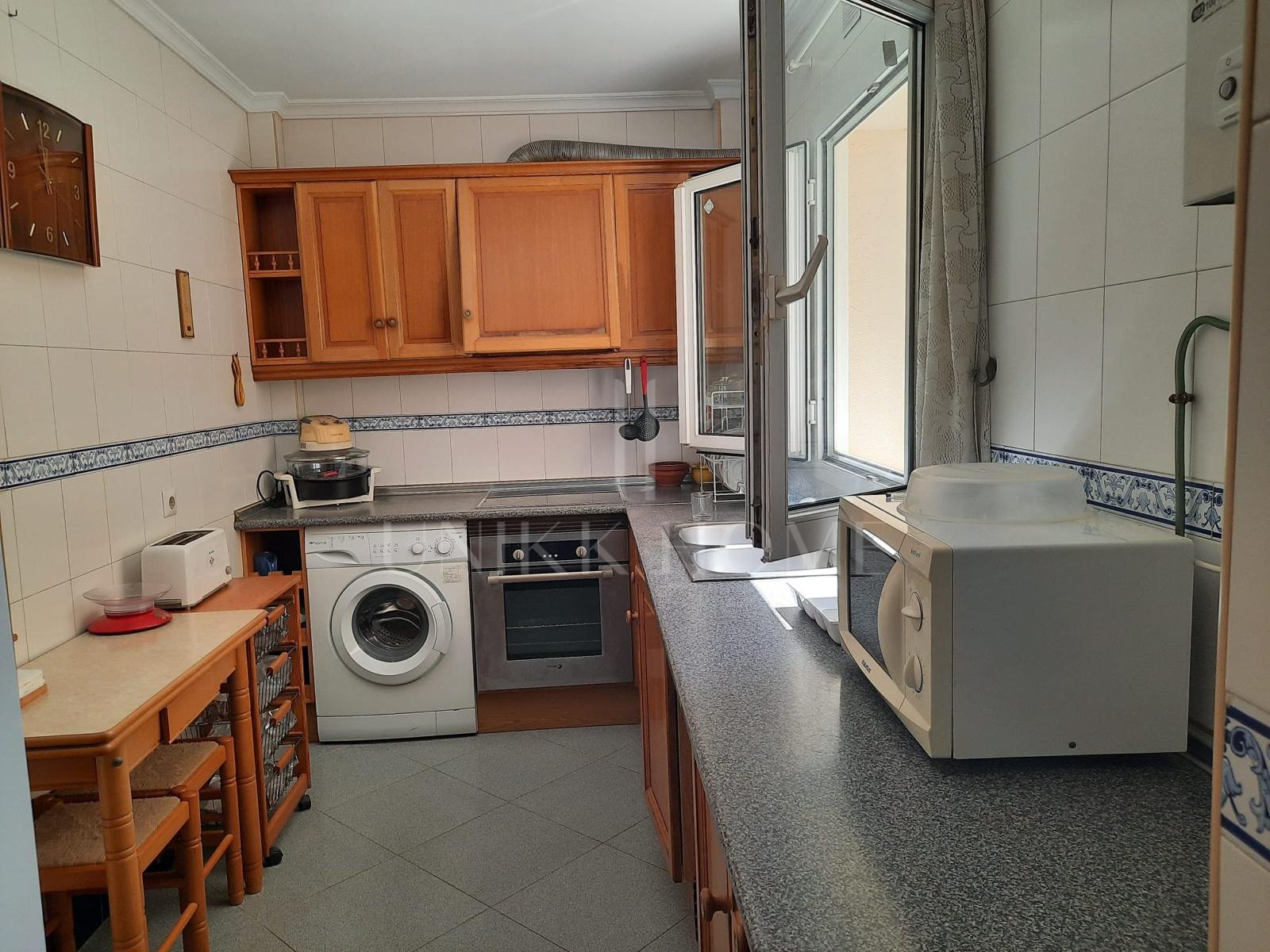 Cozy High-Floor Apartment on Estepona's Iconic Beachfront