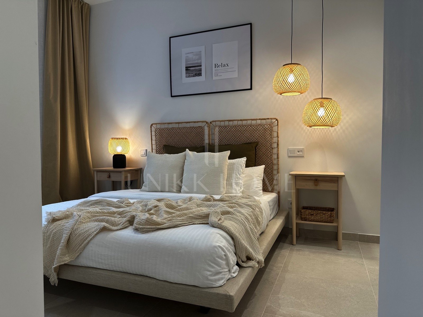 Apartamento Nuevo Totalmente Amueblado en Puerto de Estepona