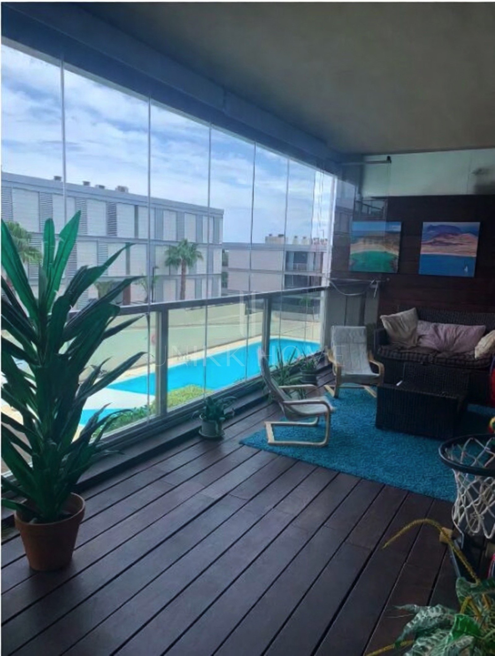 Luxury 3-Bedroom Apartment with 30 m² Terrace, Underfloor Heating & Domotics