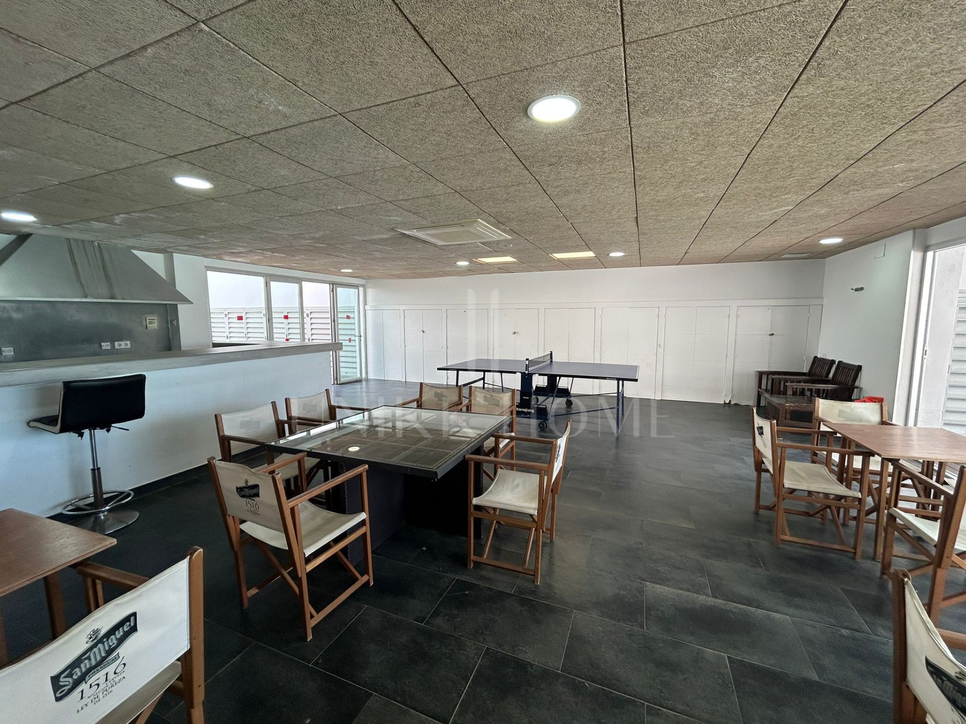 Luxury 3-Bedroom Apartment with 30 m² Terrace, Underfloor Heating & Domotics