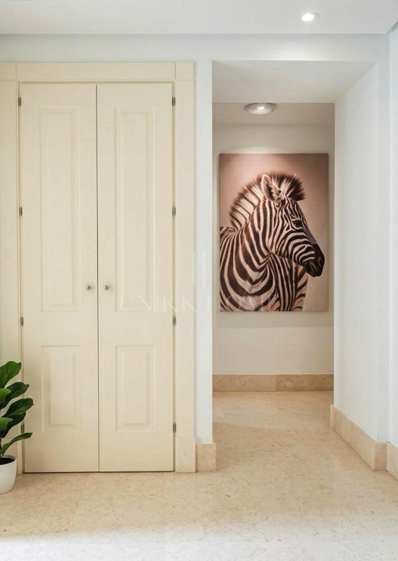 Elegant 2-Bedroom Marina-View Apartment