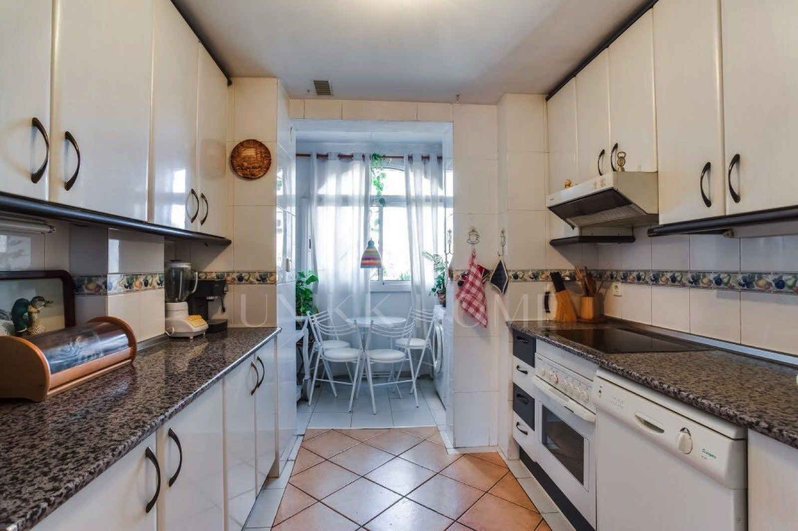 Spacious Duplex Apartment with Large Terraces & Solarium – Golden Mile