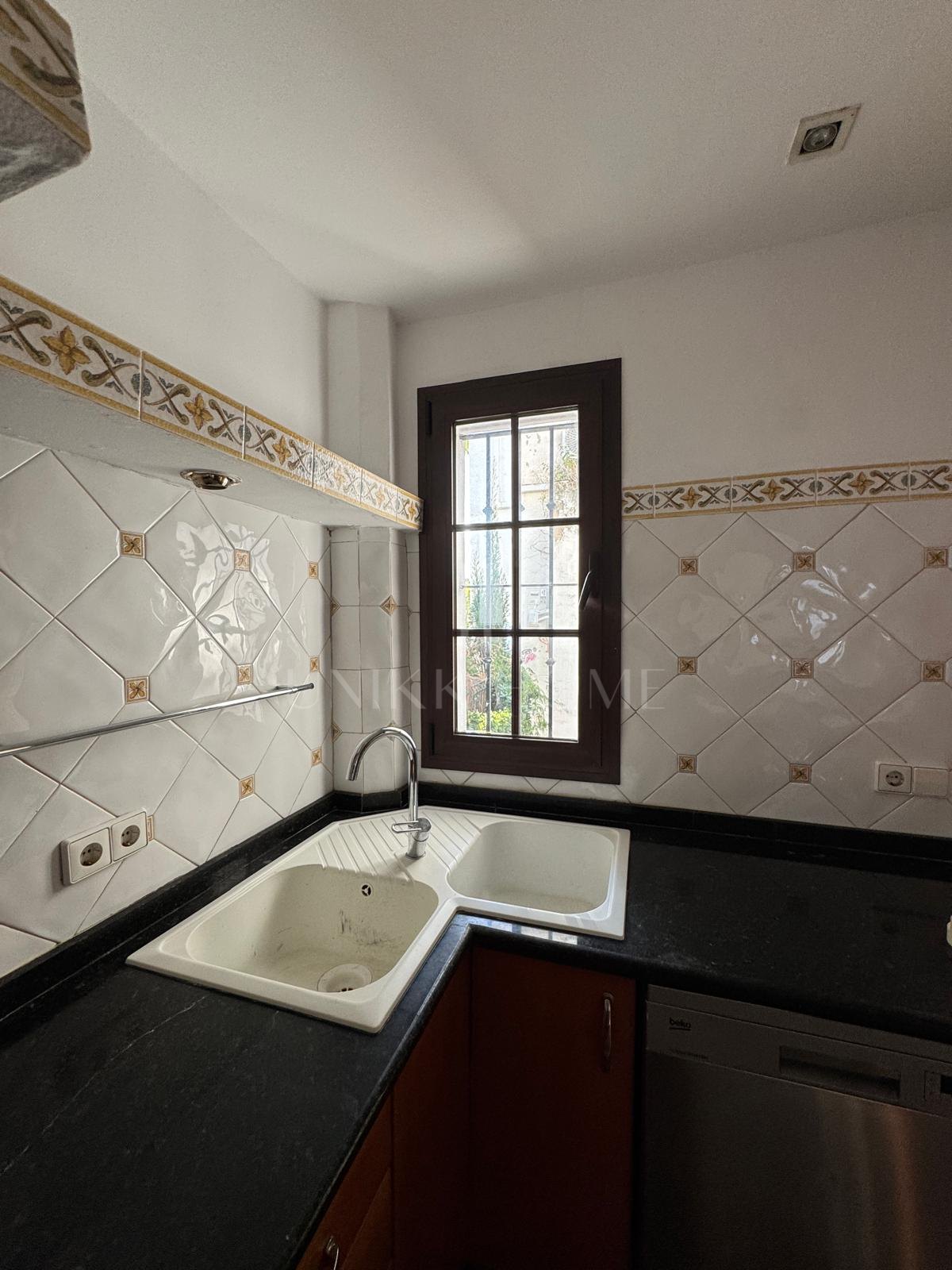 Espectacular Casa Adosada en Urbanización El Vergel, Marbella Centro