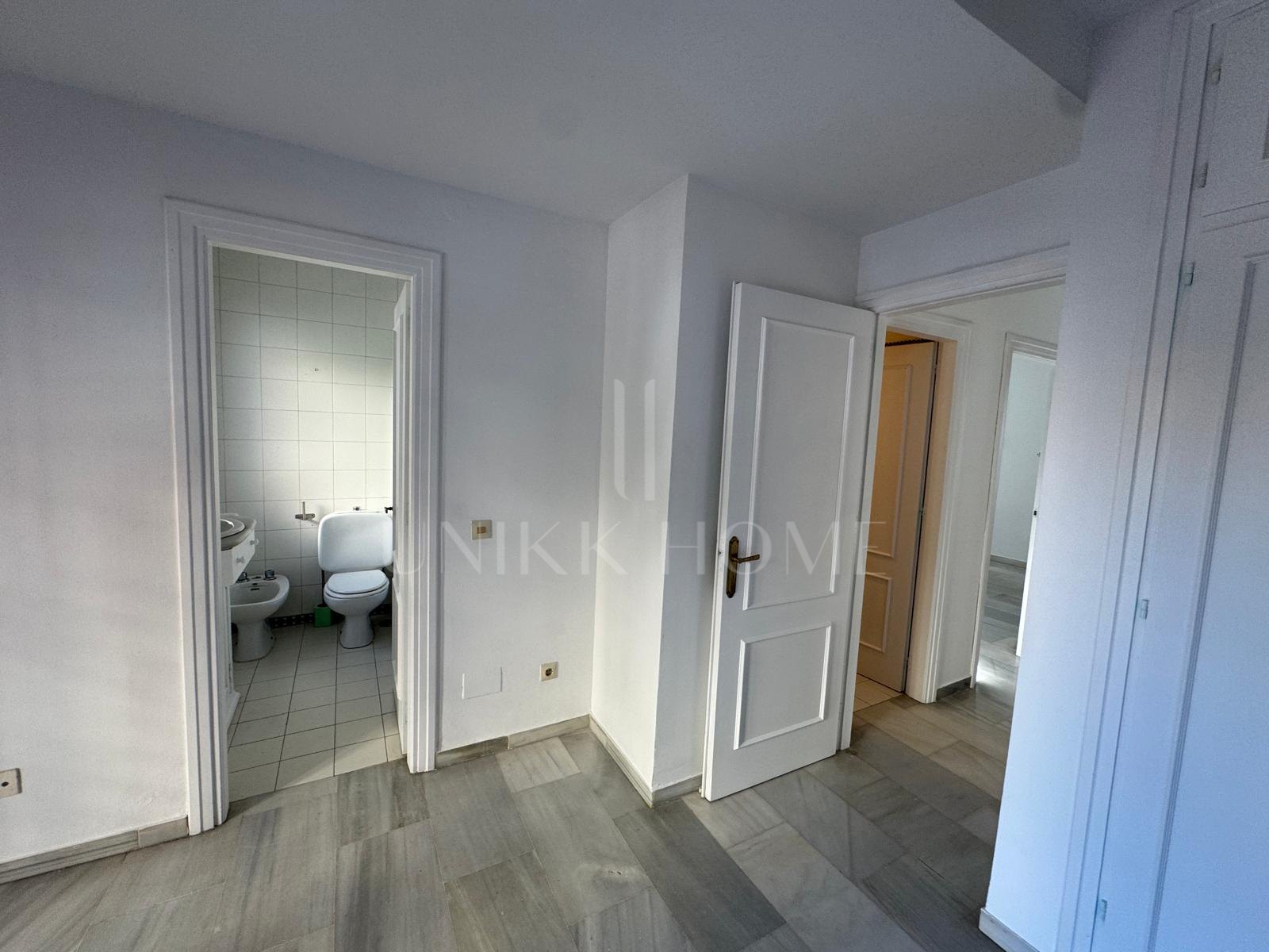 Espectacular Casa Adosada en Urbanización El Vergel, Marbella Centro