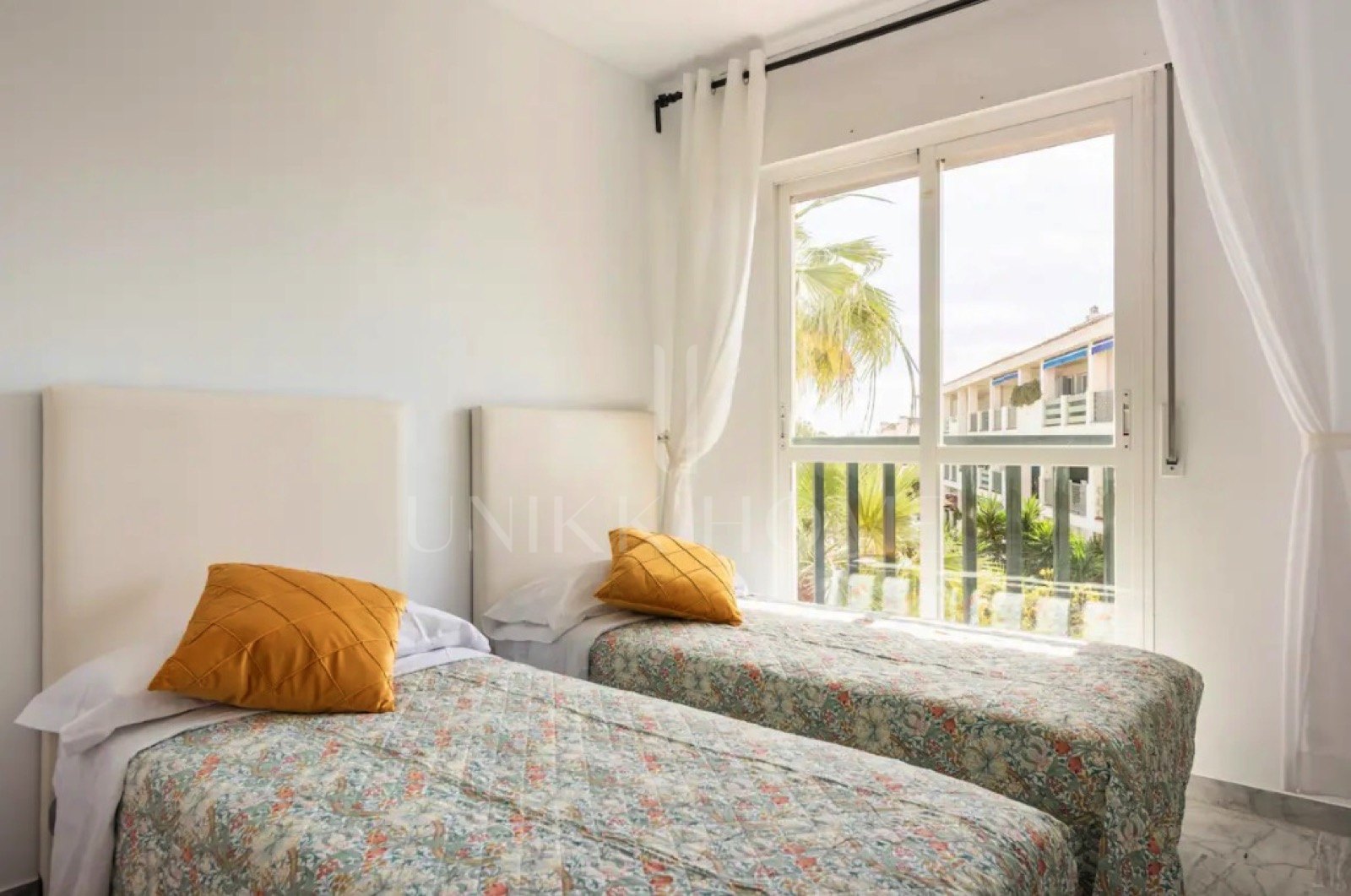 Apartamento Reformado con Licencia Turística a Pasos de Puerto Banús