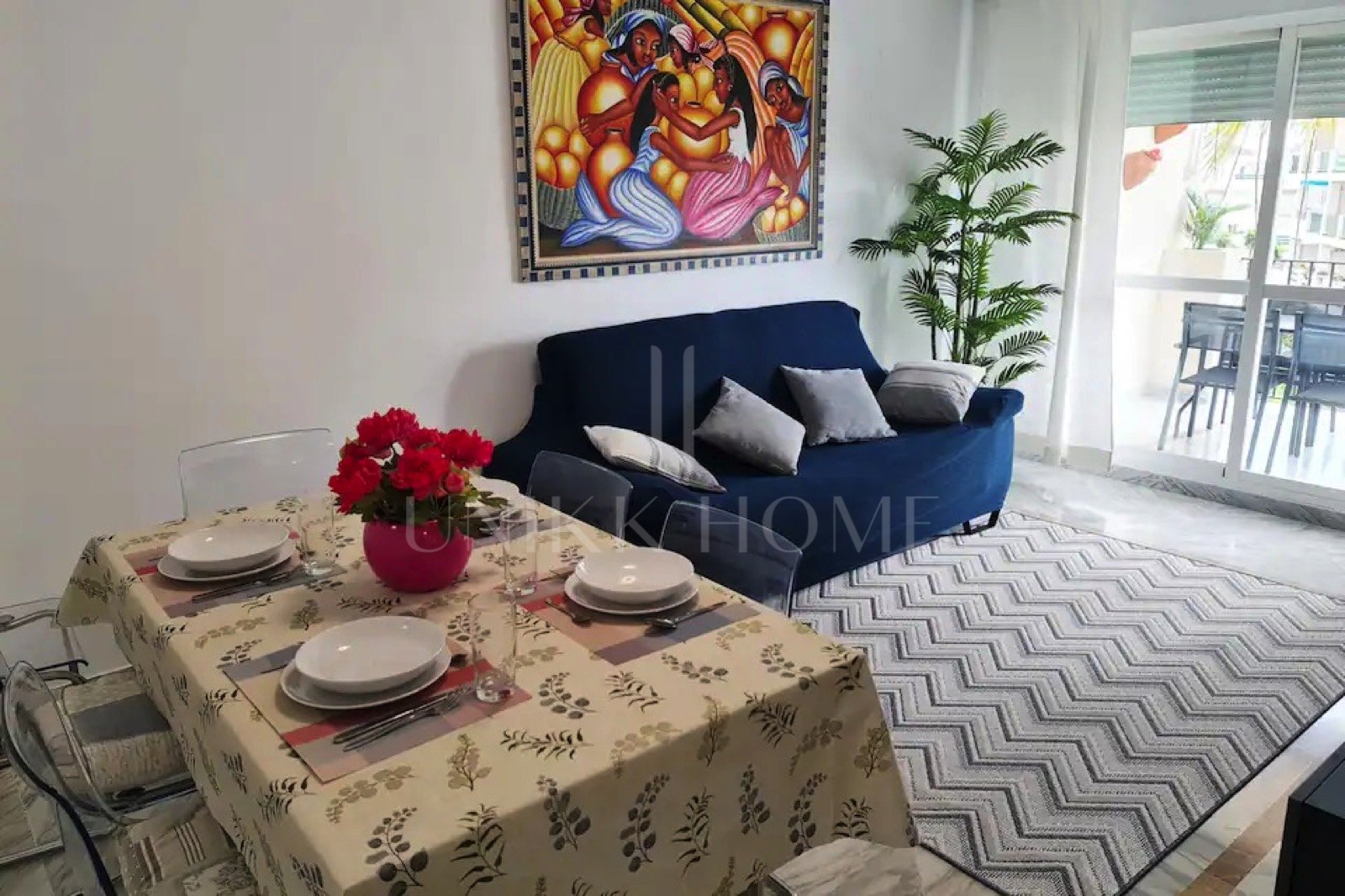 Apartamento Reformado con Licencia Turística a Pasos de Puerto Banús