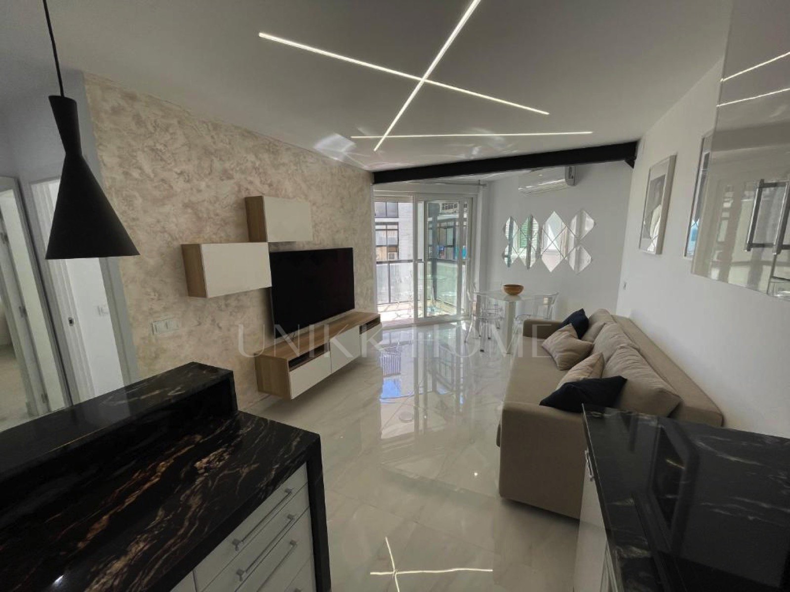 Legally Authorised Tourist Apartment with Community Approval for Title Transfer – Prime Beachfront Investment in Marbella