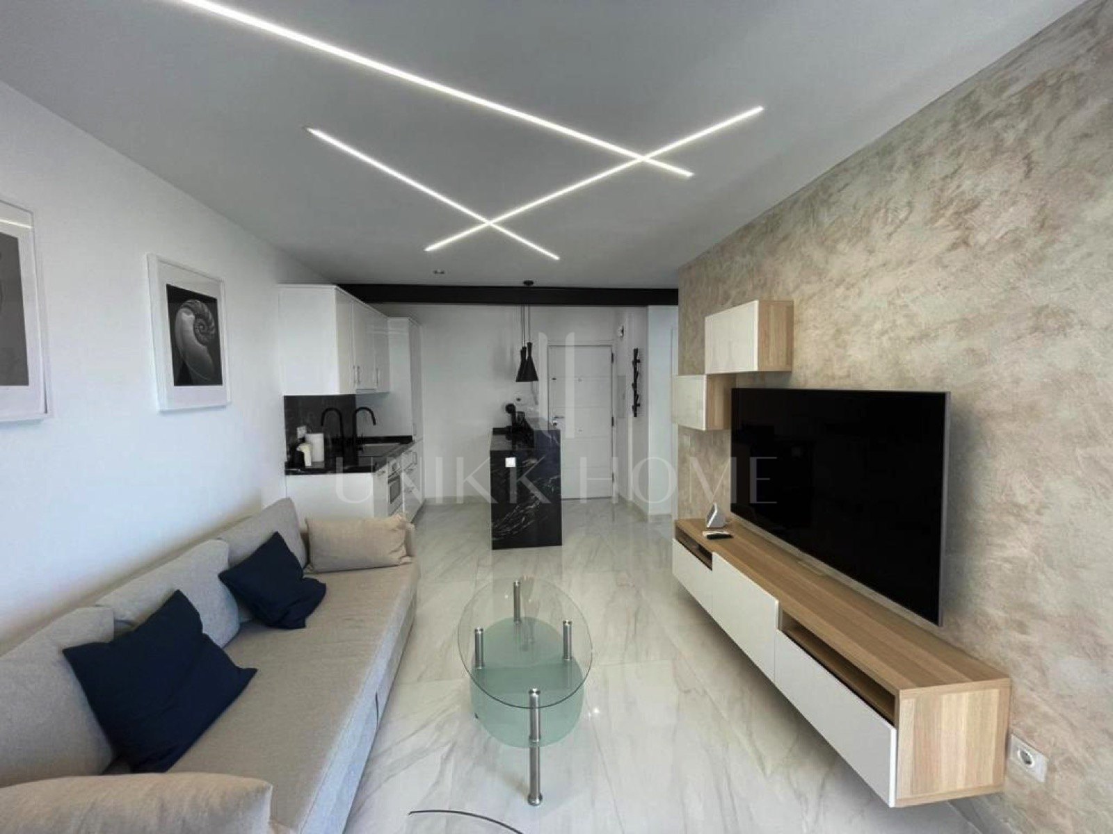 Legally Authorised Tourist Apartment with Community Approval for Title Transfer – Prime Beachfront Investment in Marbella