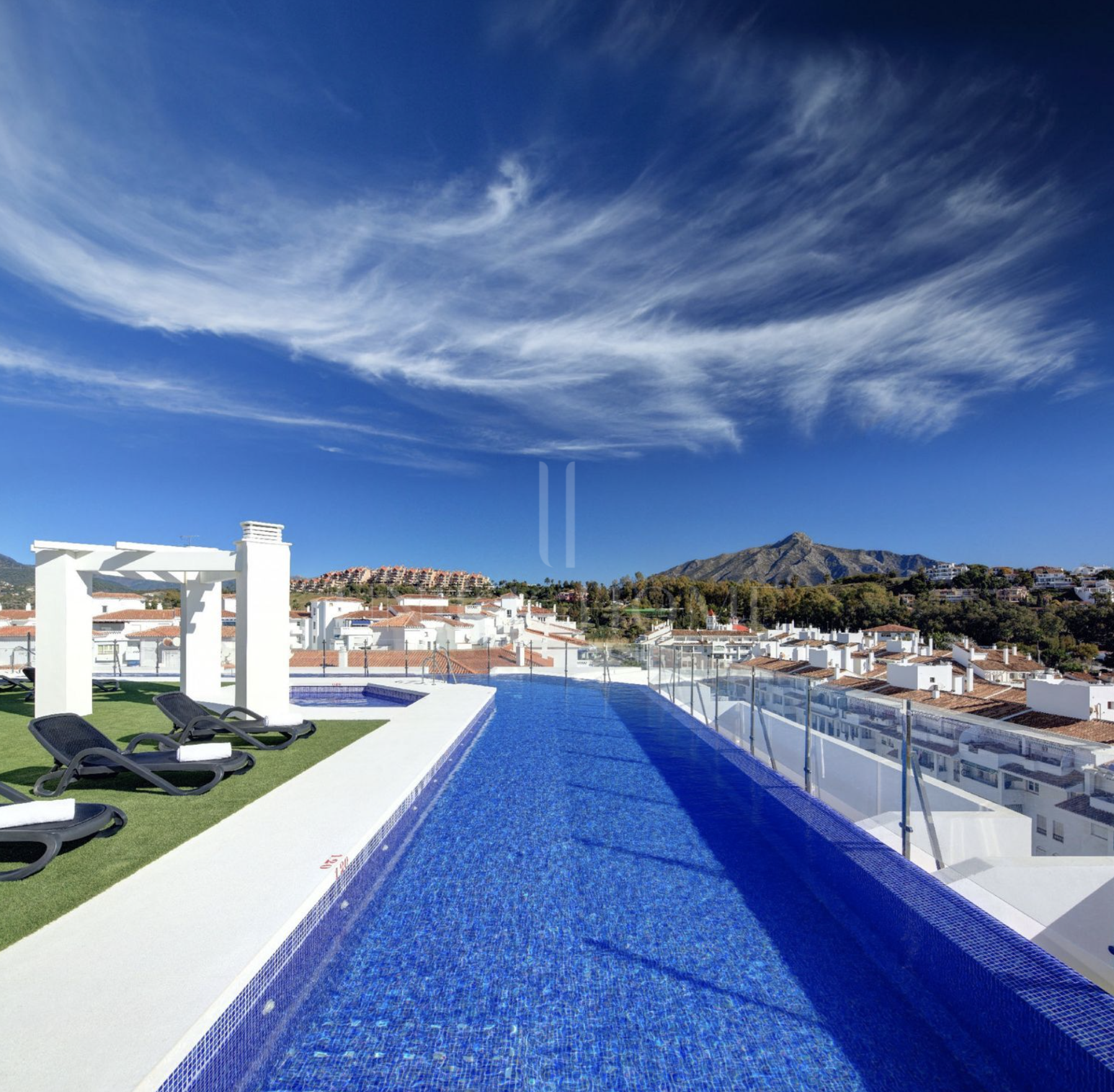 Espectacular Apartamento de Nueva Construcción en Nueva Andalucía, Marbella