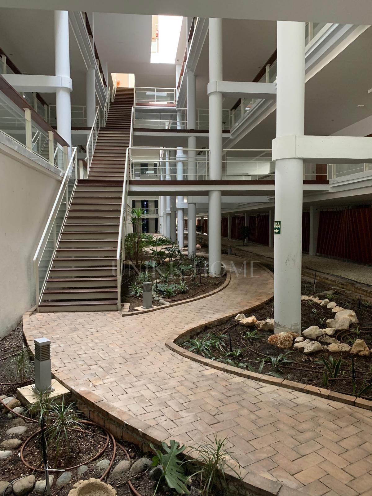 Encantador Apartamento de 1 Dormitorio en Urbanización Parque Botánico