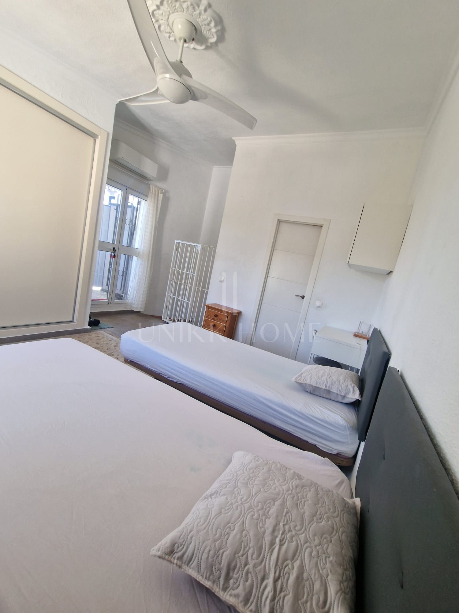 Cosy Furnished Townhouse in Las Lomas