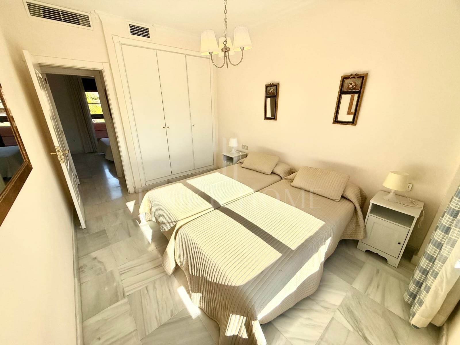 Exclusivo Ático Dúplex en Hacienda del Sol,