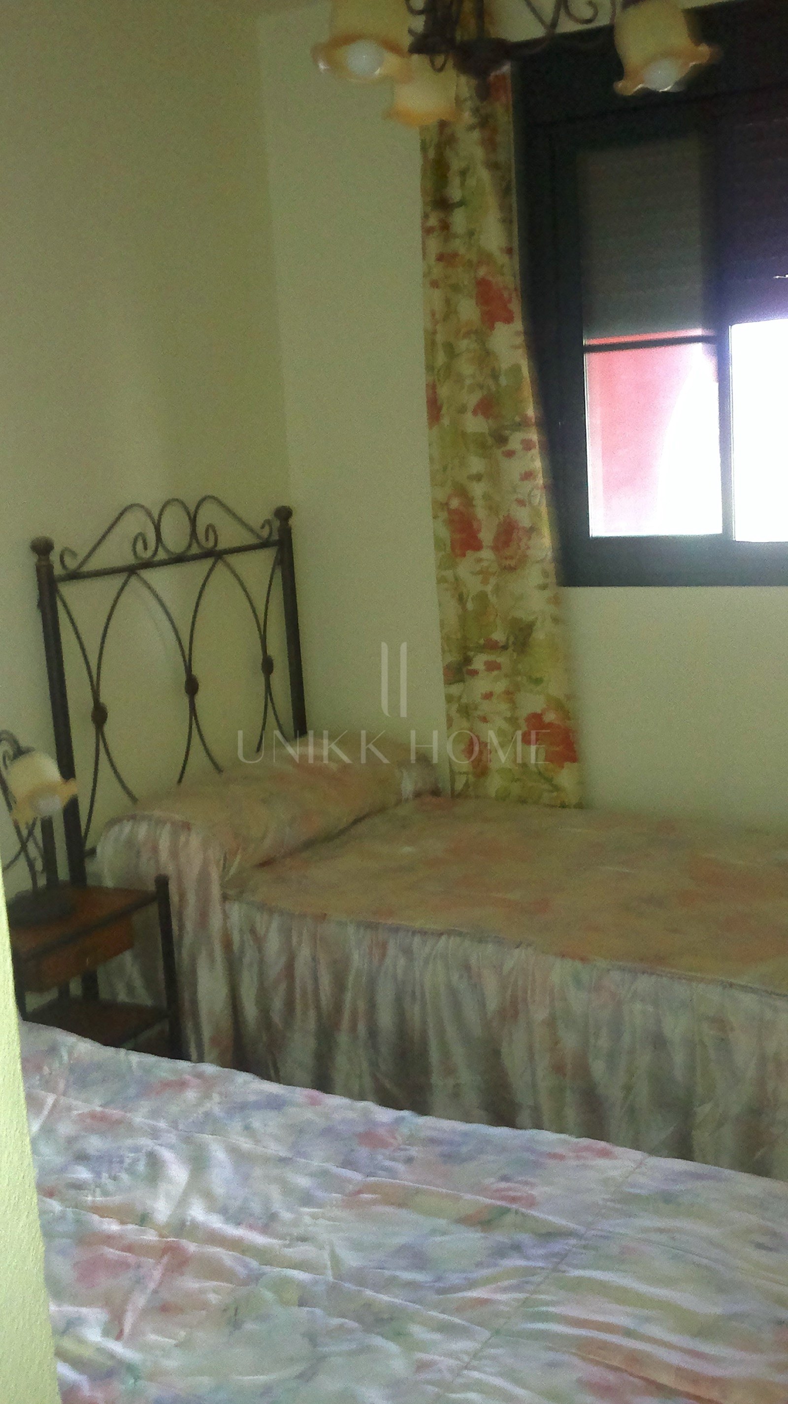 Bright 2-Bedroom Apartment – 5-Min Walk to Beach