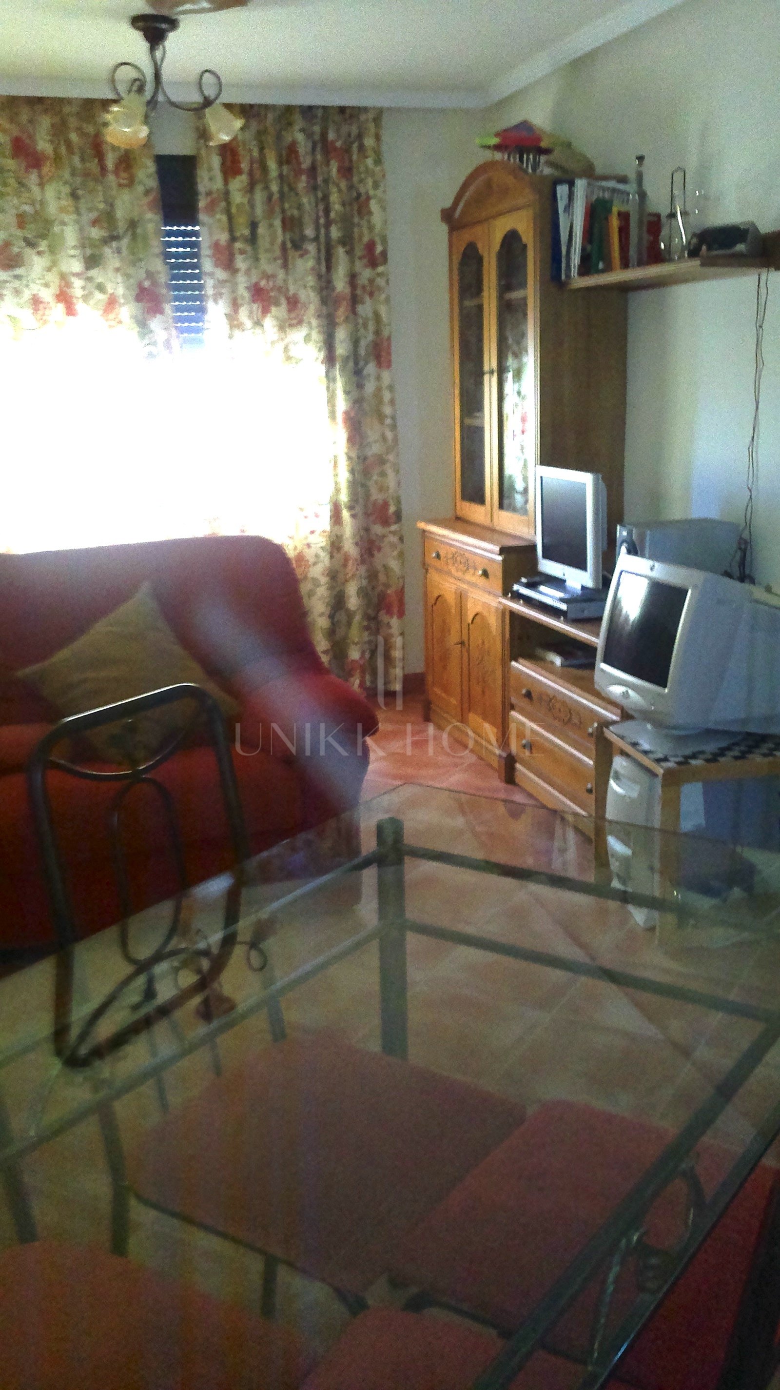 Bright 2-Bedroom Apartment – 5-Min Walk to Beach