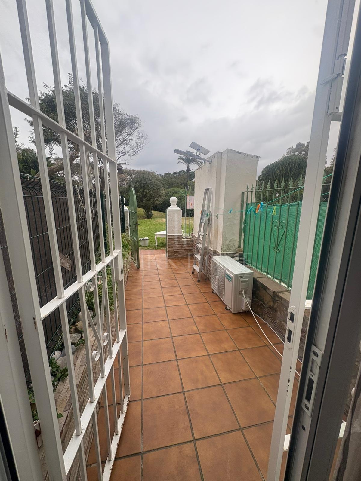 Ground Floor Apartment for sale in Bahia Dorada, Estepona West